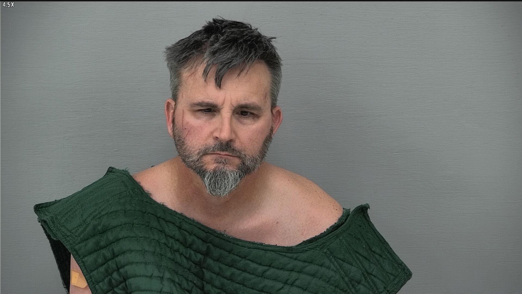 Columbus Cop Arrested After Strangling Girlfriend Twice Taken Off the Job